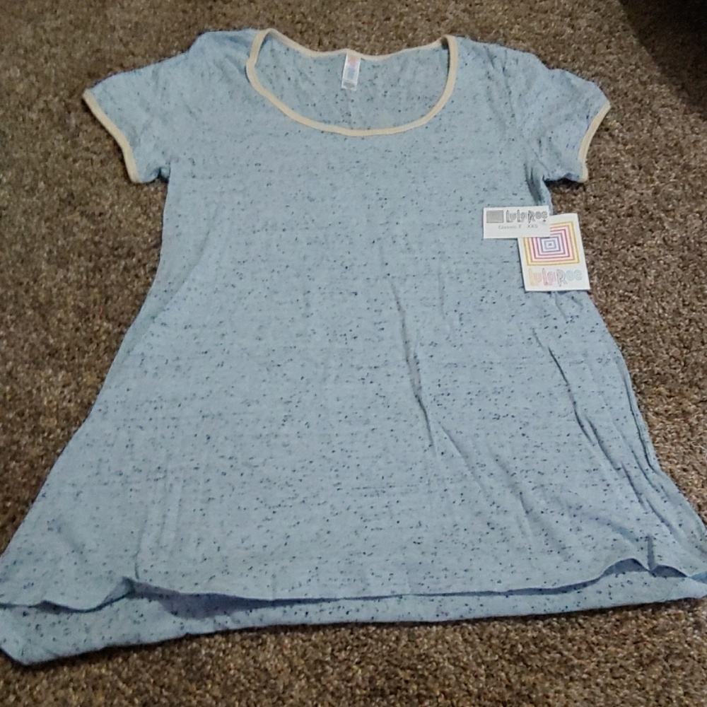 Lularoe classic tee